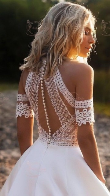 Dress with gorgeous embroidery