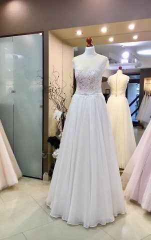 Wedding dress Akemi collection Gala 2018