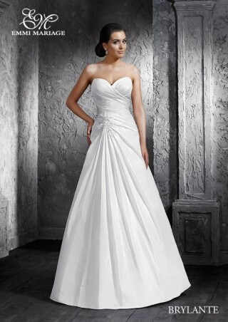 EMMI MARIAGE kolekcja sukien ślubnych 2012