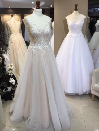 Wedding dress Maxima 10-17