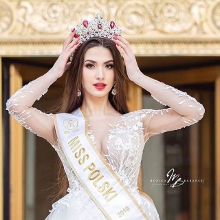 Miss Polski w sukni z najnowszej kolekcji Ms Moda