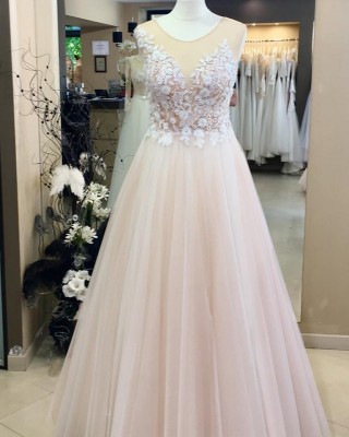 A new wedding dress from the 2019 collection