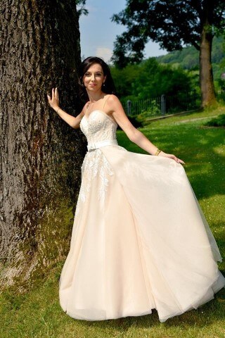 Mrs. Margaret and the dress of Lorange