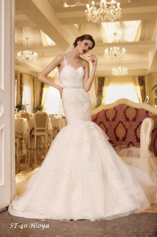 Wedding dress Su Tres Amore 2017 model ST-40